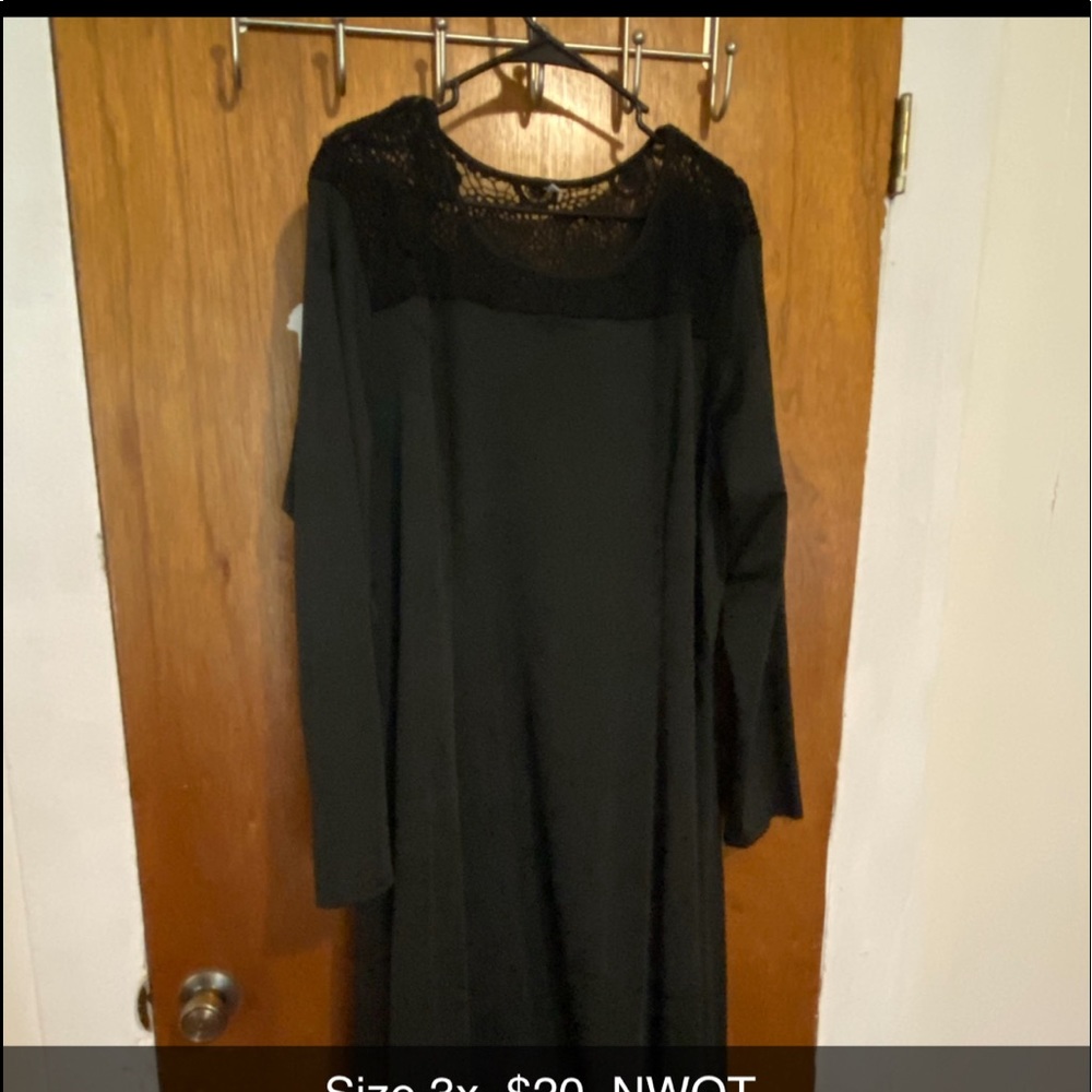Long black dress
